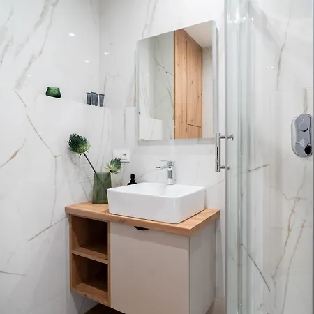 Grace Q4 アパート グディニャ